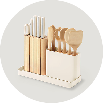 Knife and Utensil Set Cream Ecomm Gray Circle Desktop